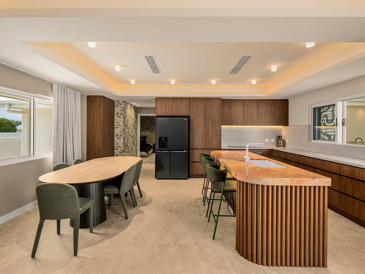 4 Maralinga Avenue, MERMAID WATERS - Thumbnail 1