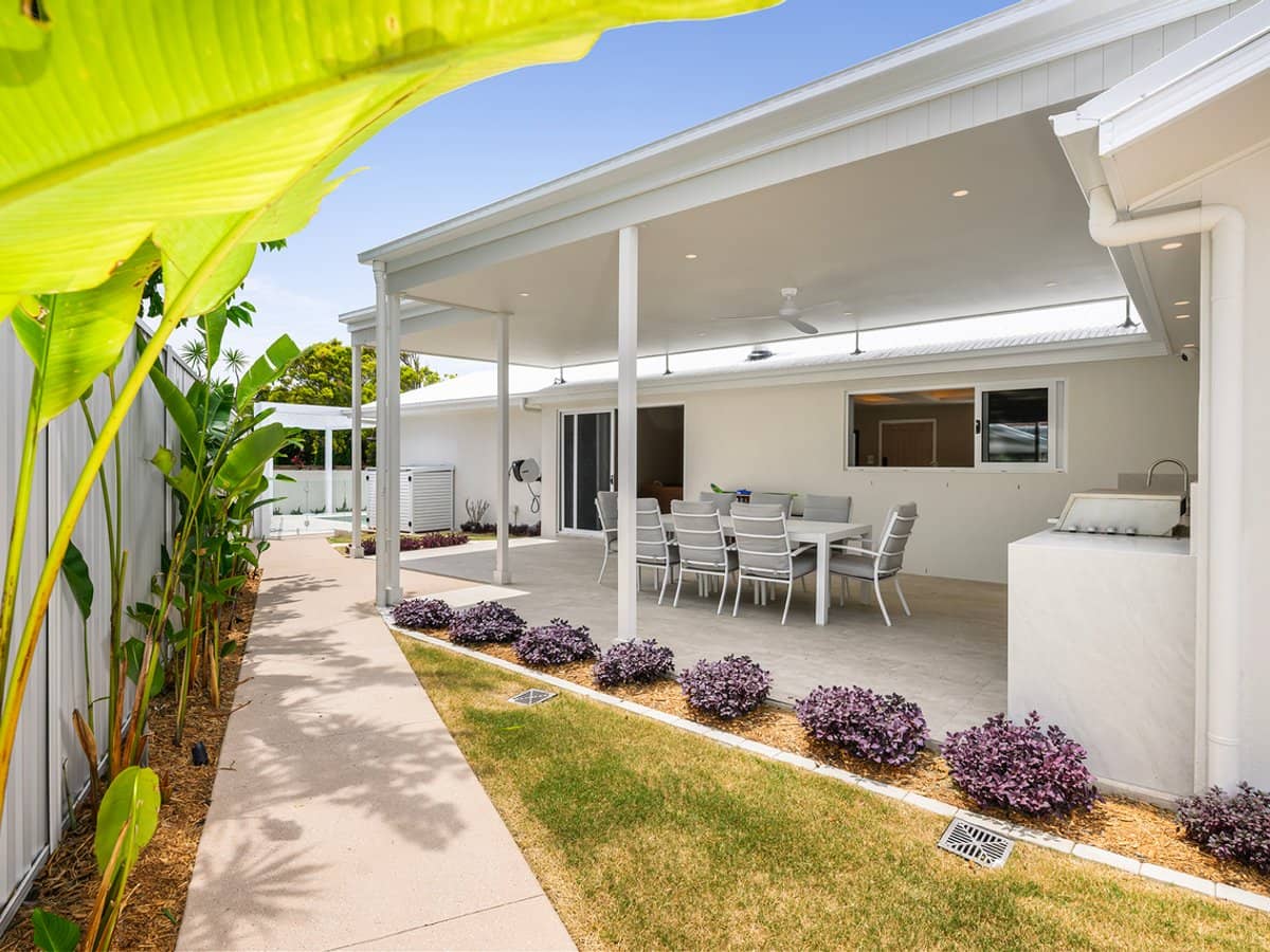 4 Maralinga Avenue, MERMAID WATERS - Thumbnail 15