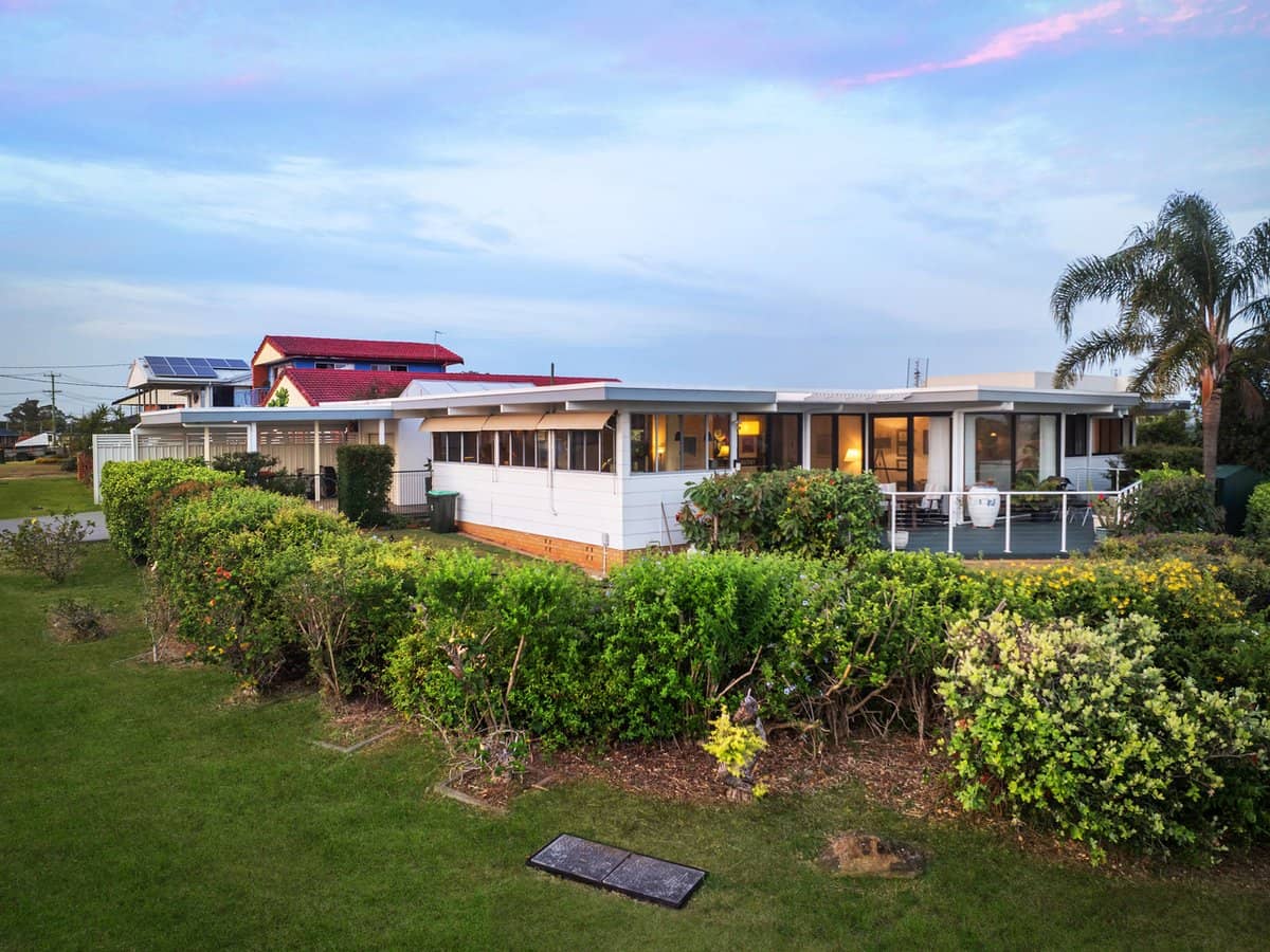 41 Pioneer Parade, BANORA POINT - Thumbnail 27