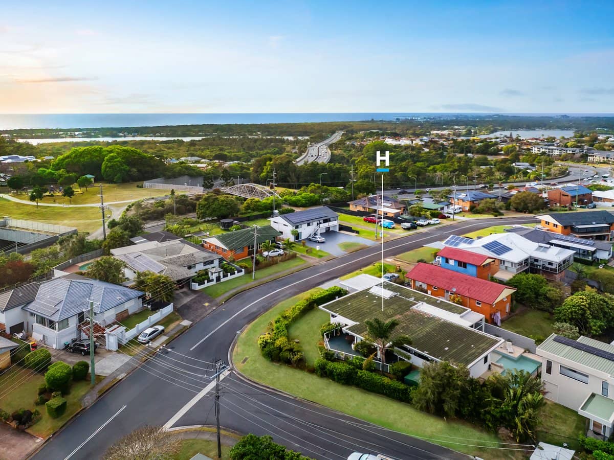 41 Pioneer Parade, BANORA POINT - Thumbnail 29