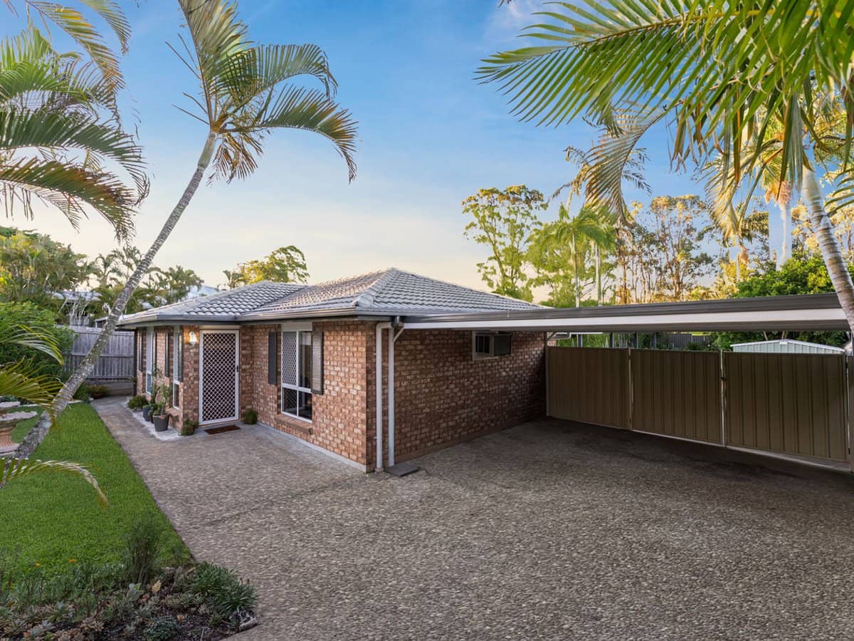 99 Mackellar Drive, BORONIA HEIGHTS - Thumbnail 2
