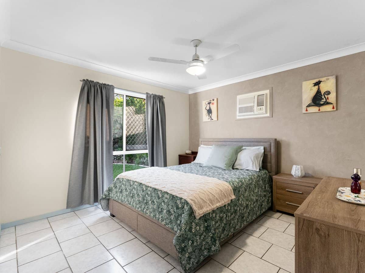 99 Mackellar Drive, BORONIA HEIGHTS - Thumbnail 11