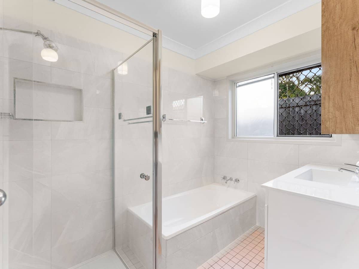 99 Mackellar Drive, BORONIA HEIGHTS - Thumbnail 14