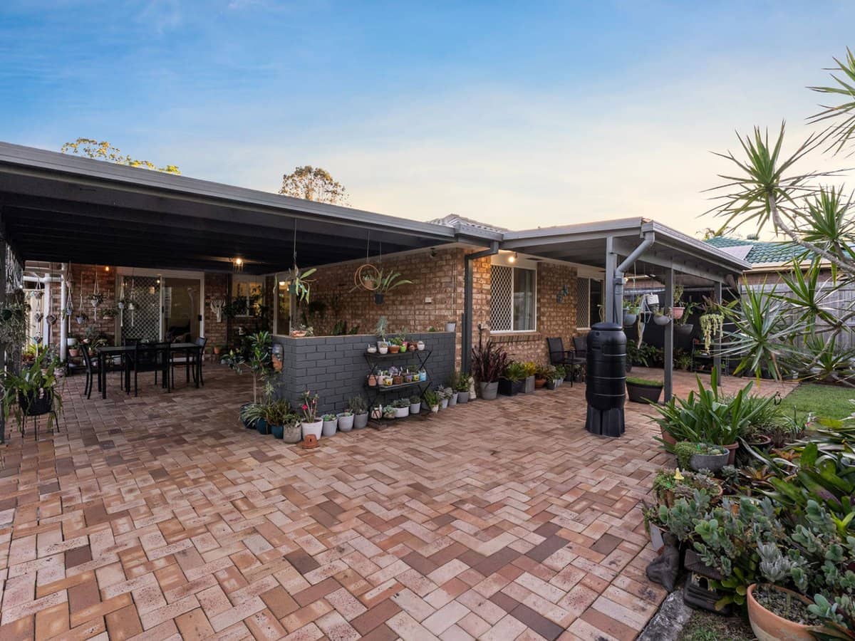 99 Mackellar Drive, BORONIA HEIGHTS - Thumbnail 18