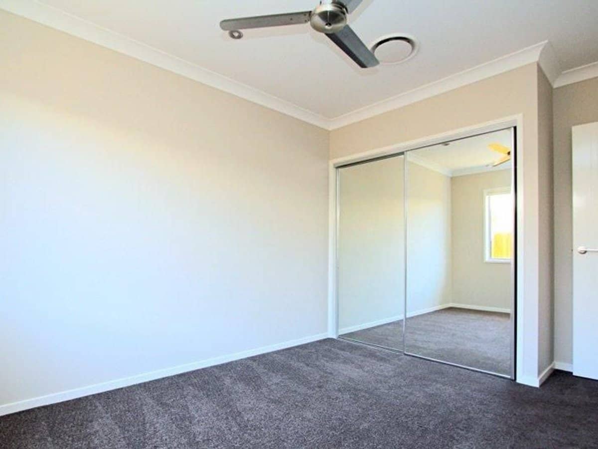 71 Cobblestone Avenue, LOGAN RESERVE - Thumbnail 10