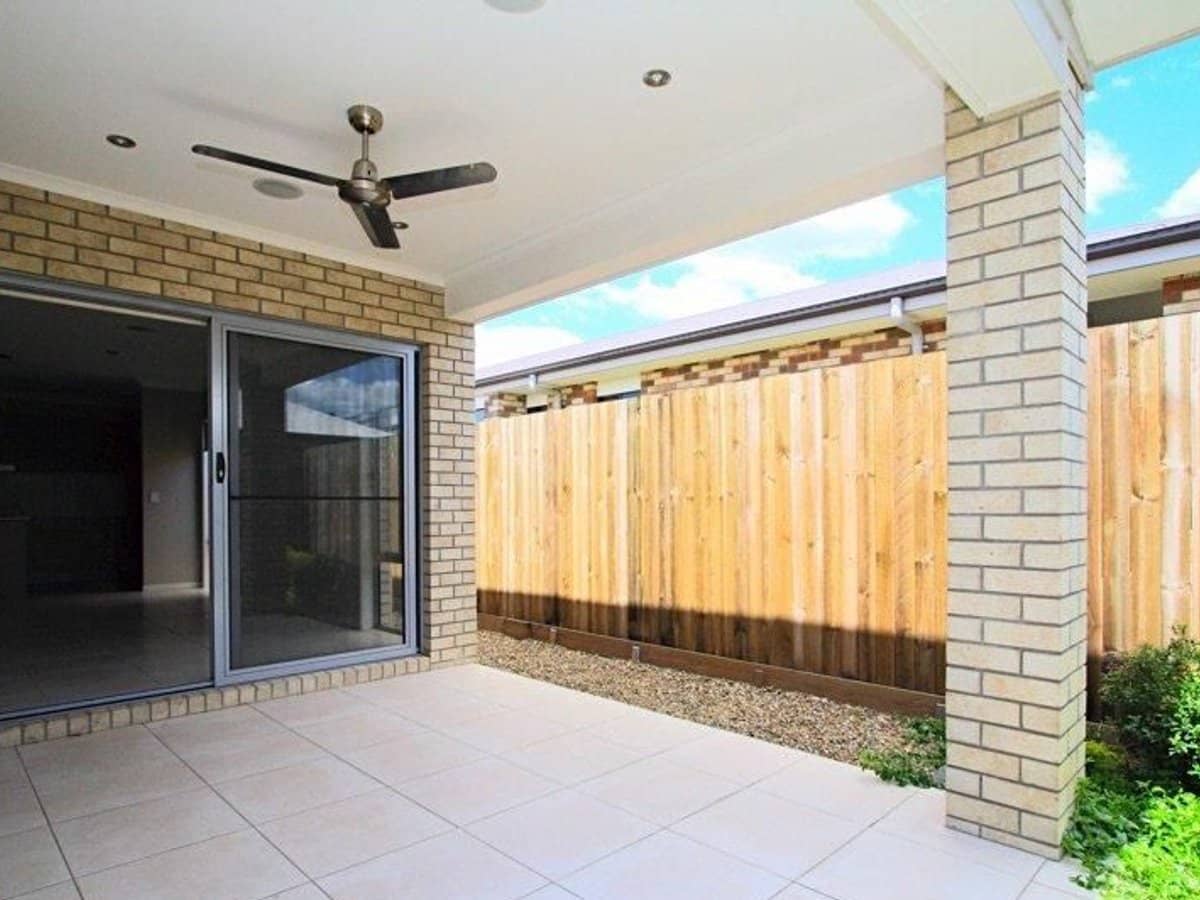71 Cobblestone Avenue, LOGAN RESERVE - Thumbnail 15