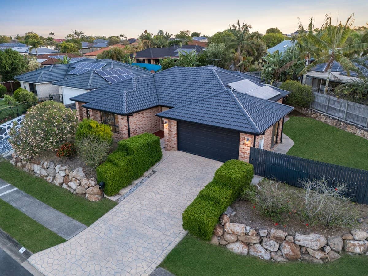 18 Buckley Drive, DREWVALE - Thumbnail 1