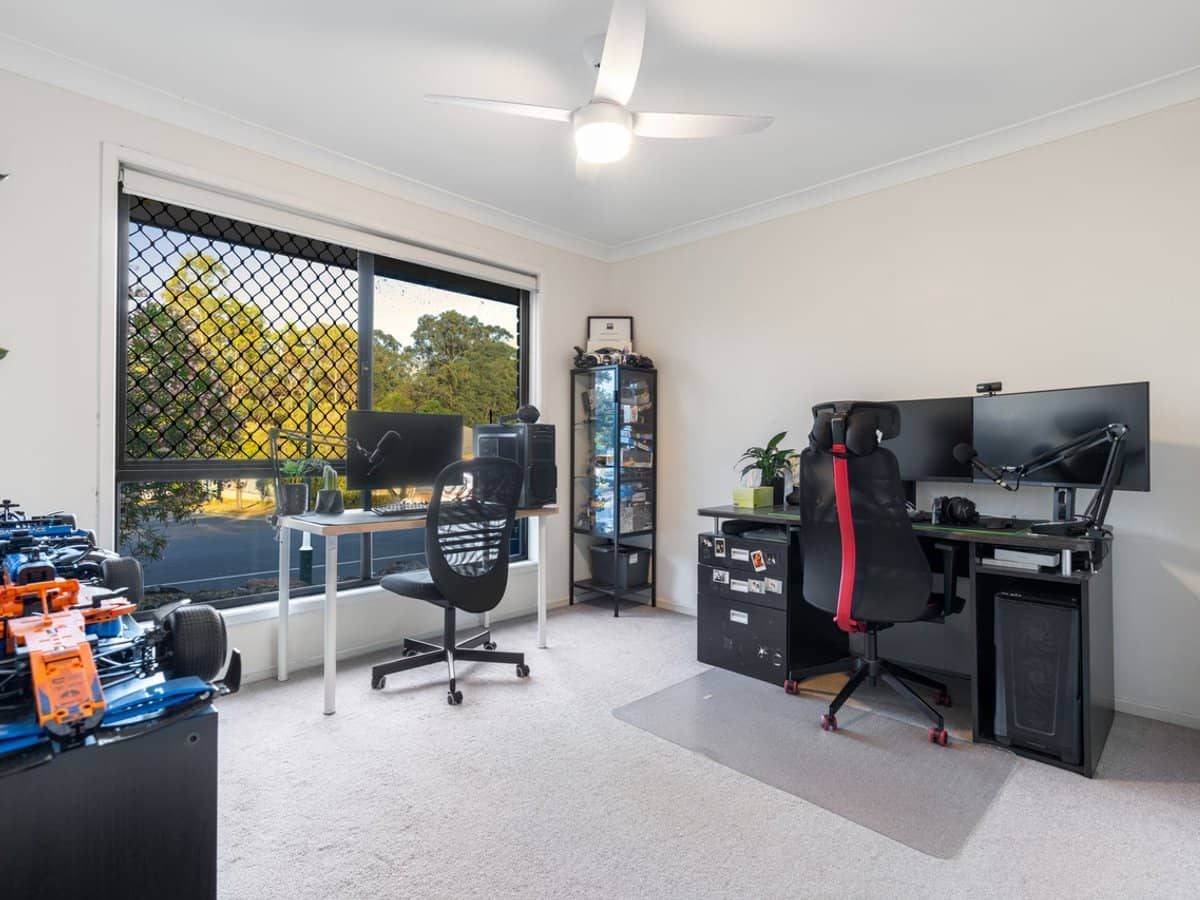 18 Buckley Drive, DREWVALE - Thumbnail 9