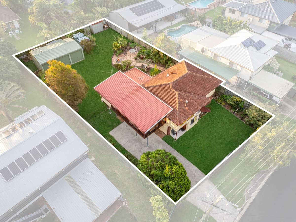 11 Parklands Drive, BORONIA HEIGHTS - Thumbnail 1