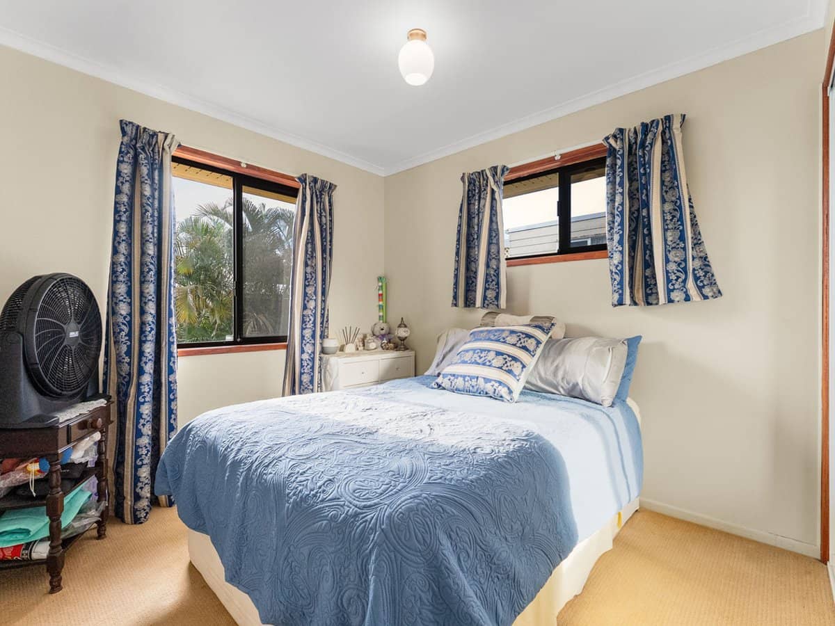 11 Parklands Drive, BORONIA HEIGHTS - Thumbnail 10