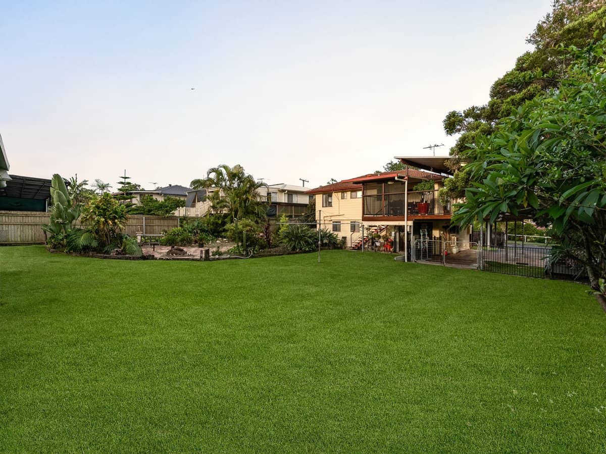 11 Parklands Drive, BORONIA HEIGHTS - Thumbnail 22