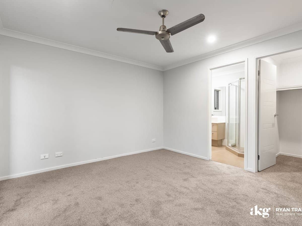 18 Basinghall Place, BERRINBA - Thumbnail 9