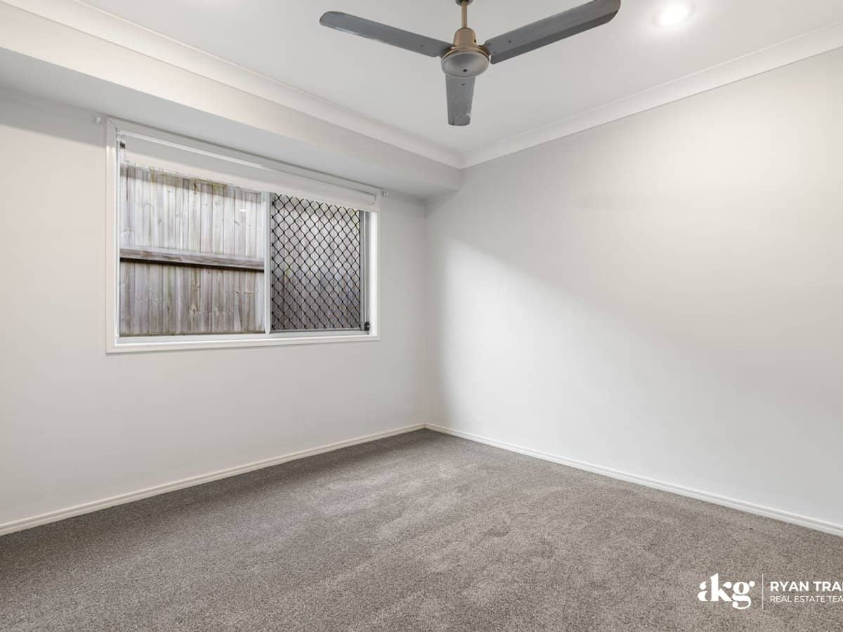 18 Basinghall Place, BERRINBA - Thumbnail 12