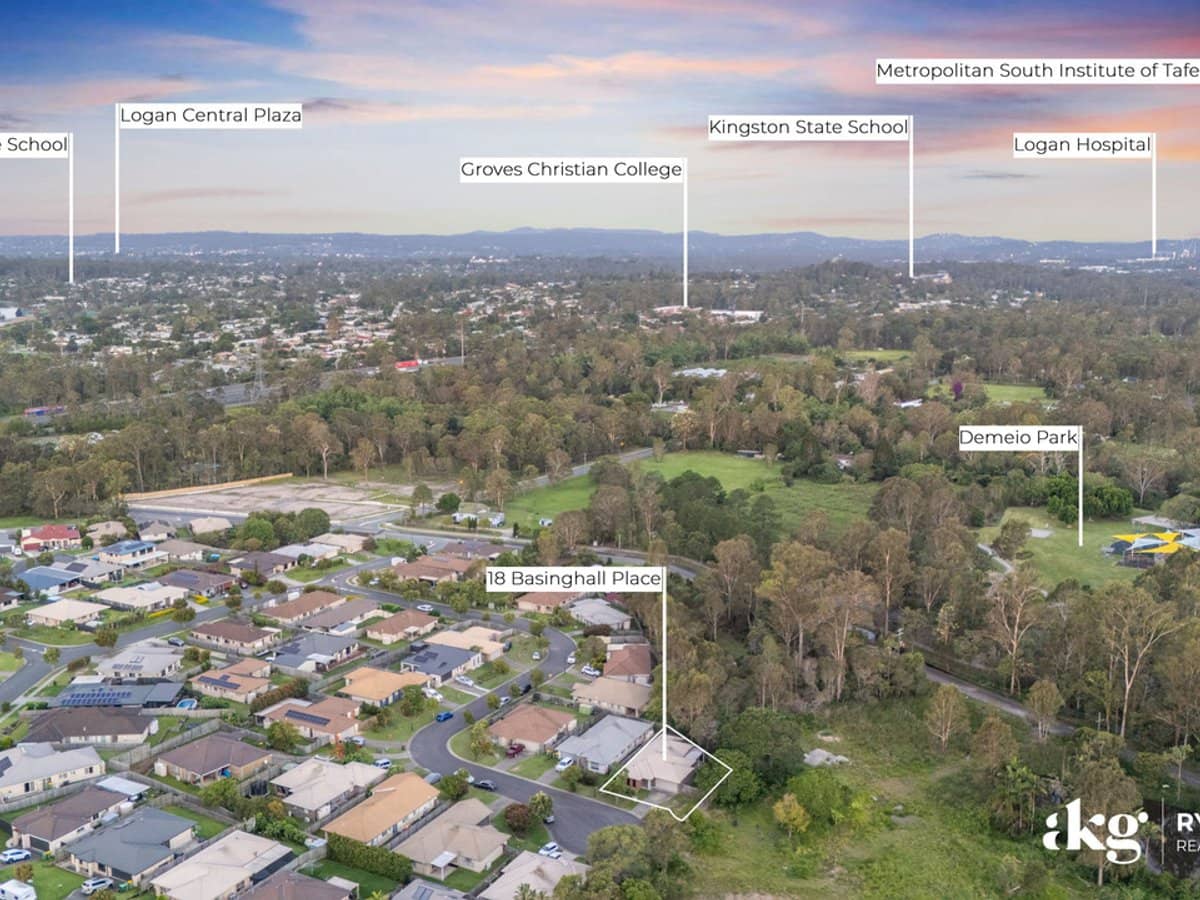 18 Basinghall Place, BERRINBA - Thumbnail 21