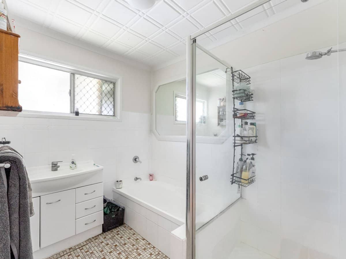 28 Winifred Street, KINGSTON - Thumbnail 11