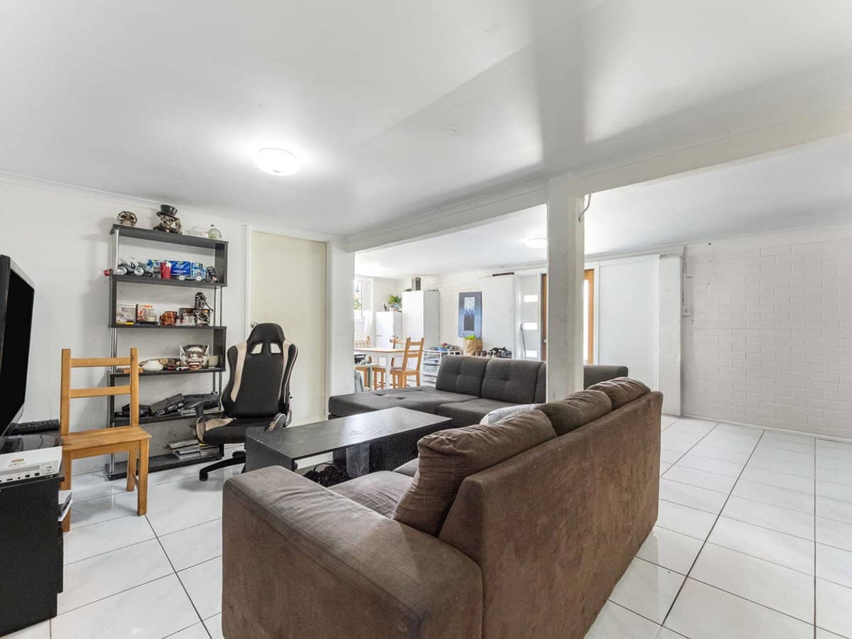 28 Winifred Street, KINGSTON - Thumbnail 12