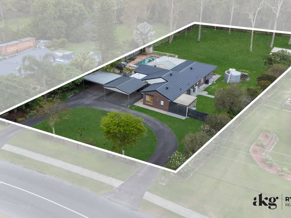 68-70 Merluna Road, PARK RIDGE SOUTH - Thumbnail 2