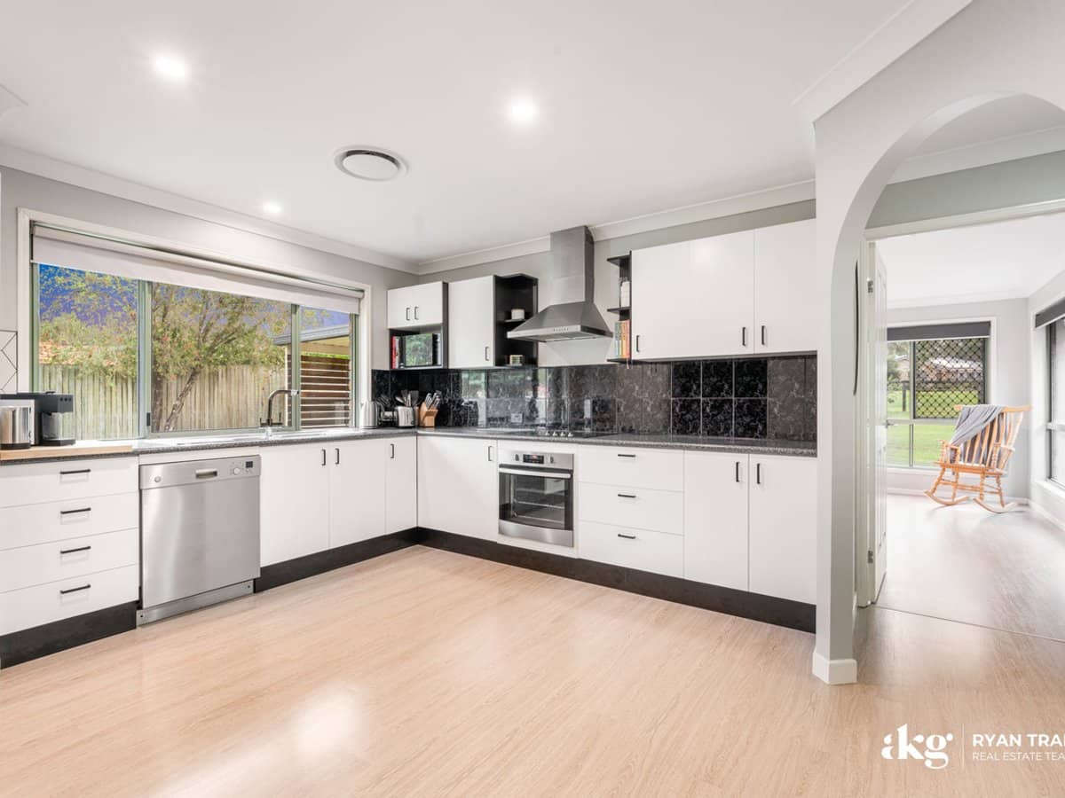 68-70 Merluna Road, PARK RIDGE SOUTH - Thumbnail 3