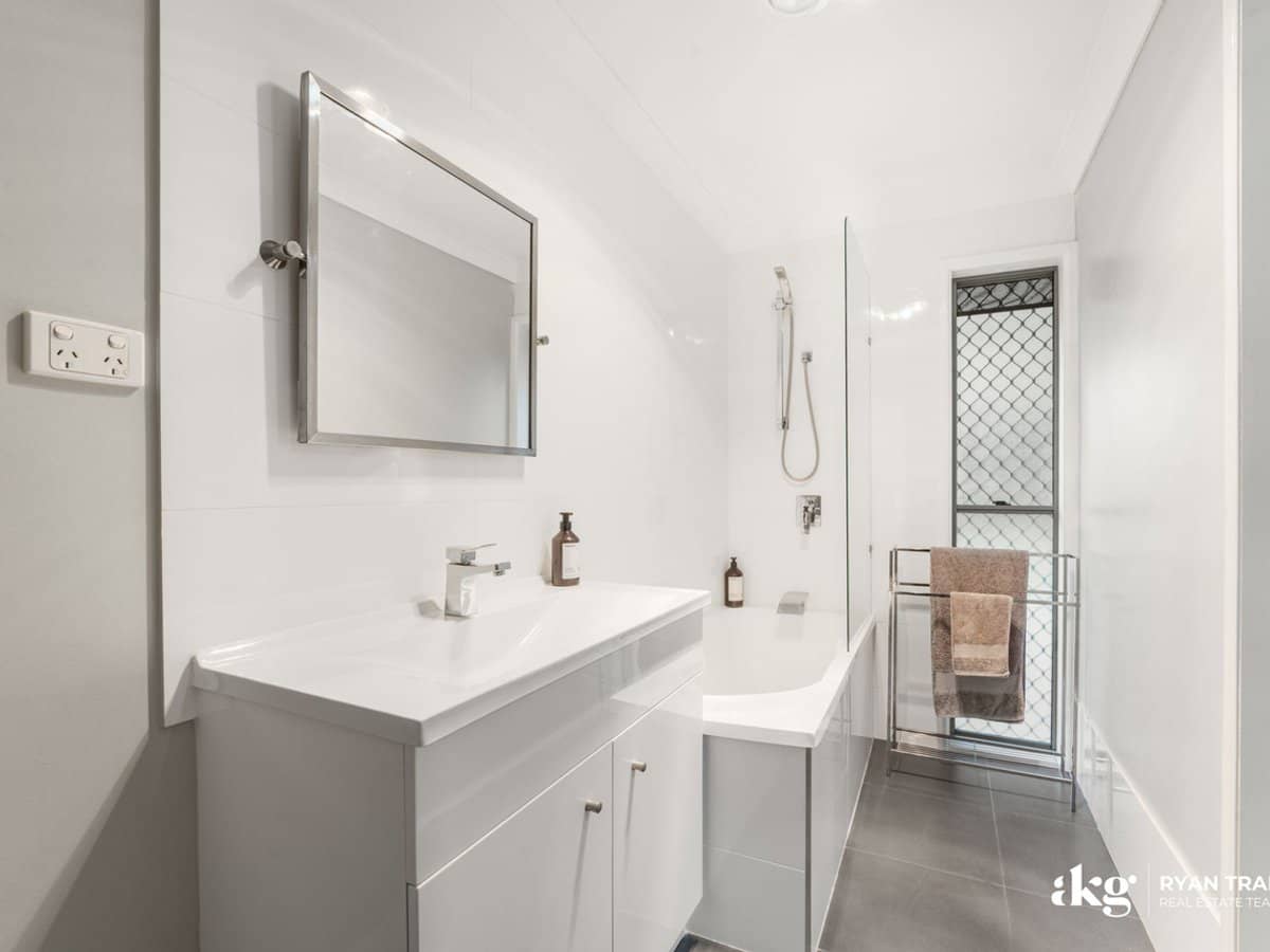 68-70 Merluna Road, PARK RIDGE SOUTH - Thumbnail 17