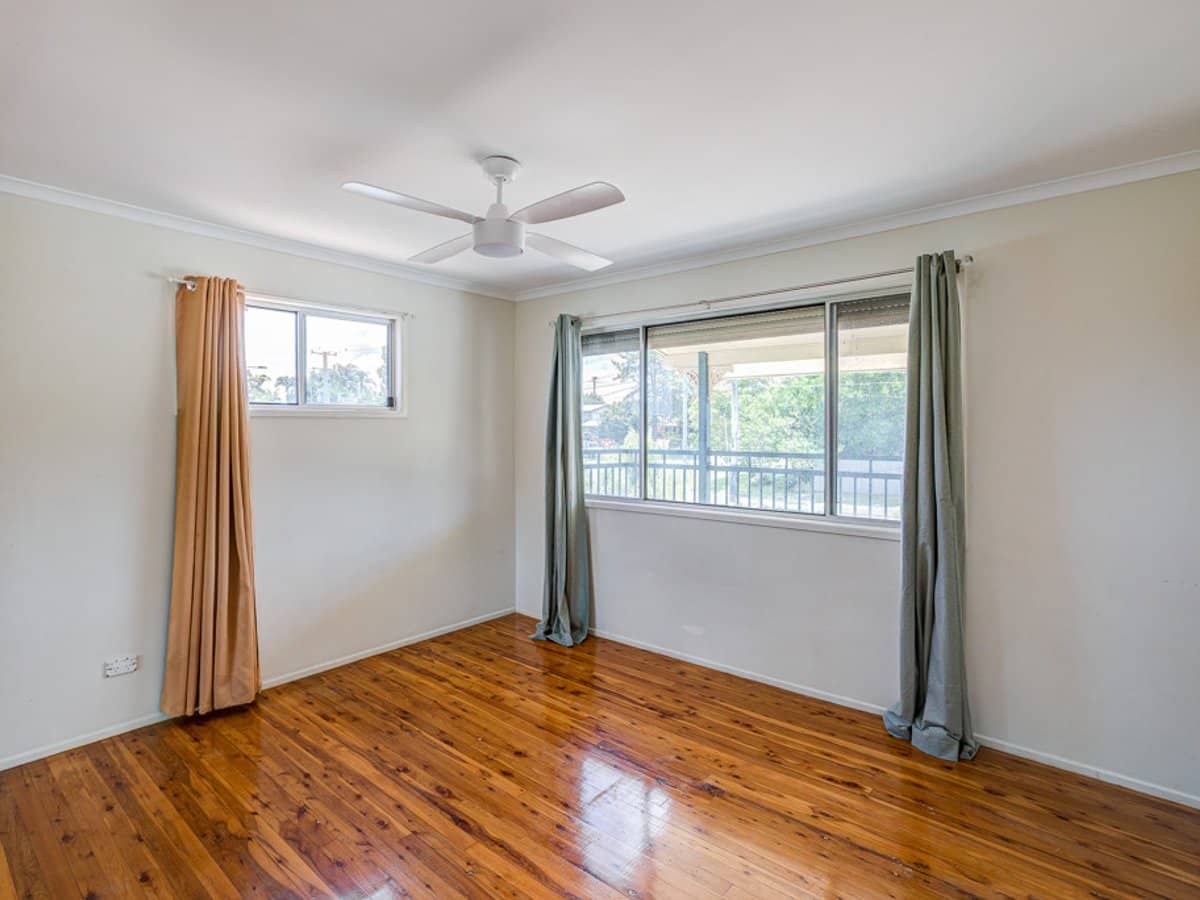 133 Waratah Drive, CRESTMEAD - Thumbnail 9