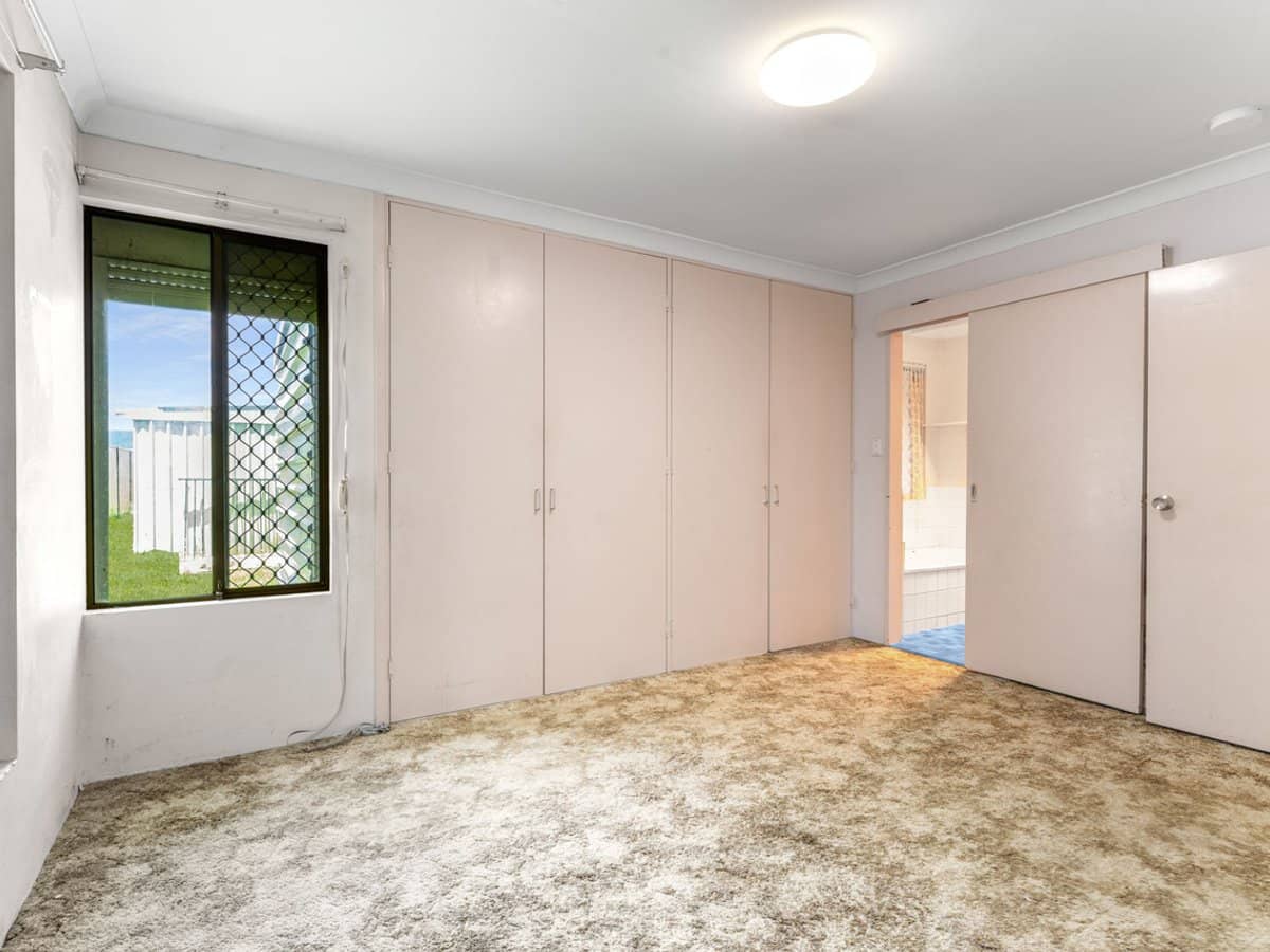 50 Trulson Drive, CRESTMEAD - Thumbnail 8