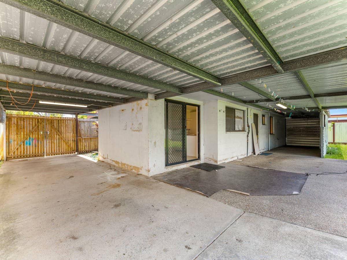 50 Trulson Drive, CRESTMEAD - Thumbnail 11