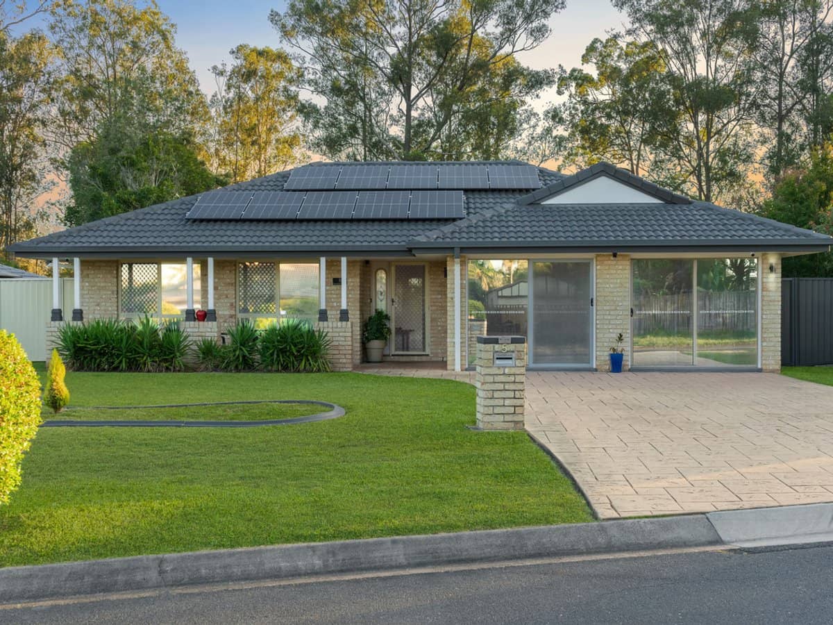 5 Excelsa Place, HERITAGE PARK - Thumbnail 1