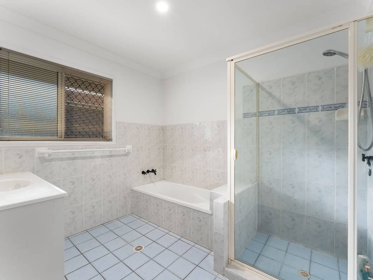 5 Excelsa Place, HERITAGE PARK - Thumbnail 15