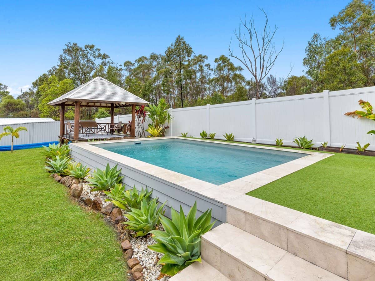 24 Kingcrest Drive, REEDY CREEK - Thumbnail 22