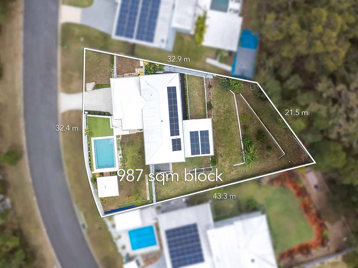 24 Kingcrest Drive, REEDY CREEK - Thumbnail 24