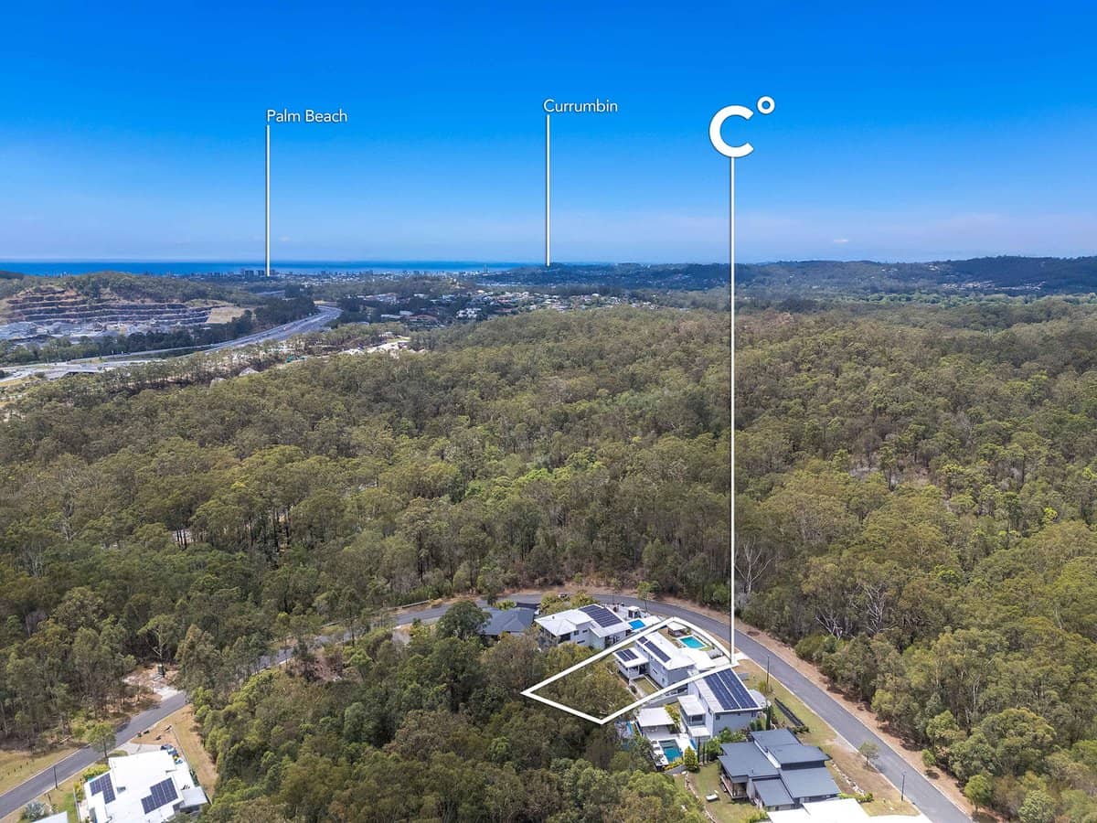 24 Kingcrest Drive, REEDY CREEK - Thumbnail 25