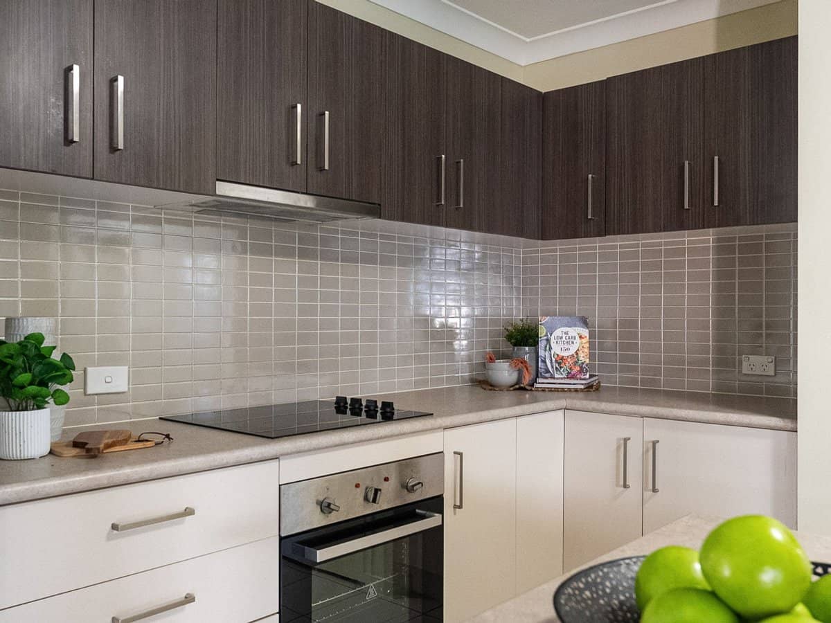 19 Tenielle Street, BORONIA HEIGHTS - Thumbnail 8