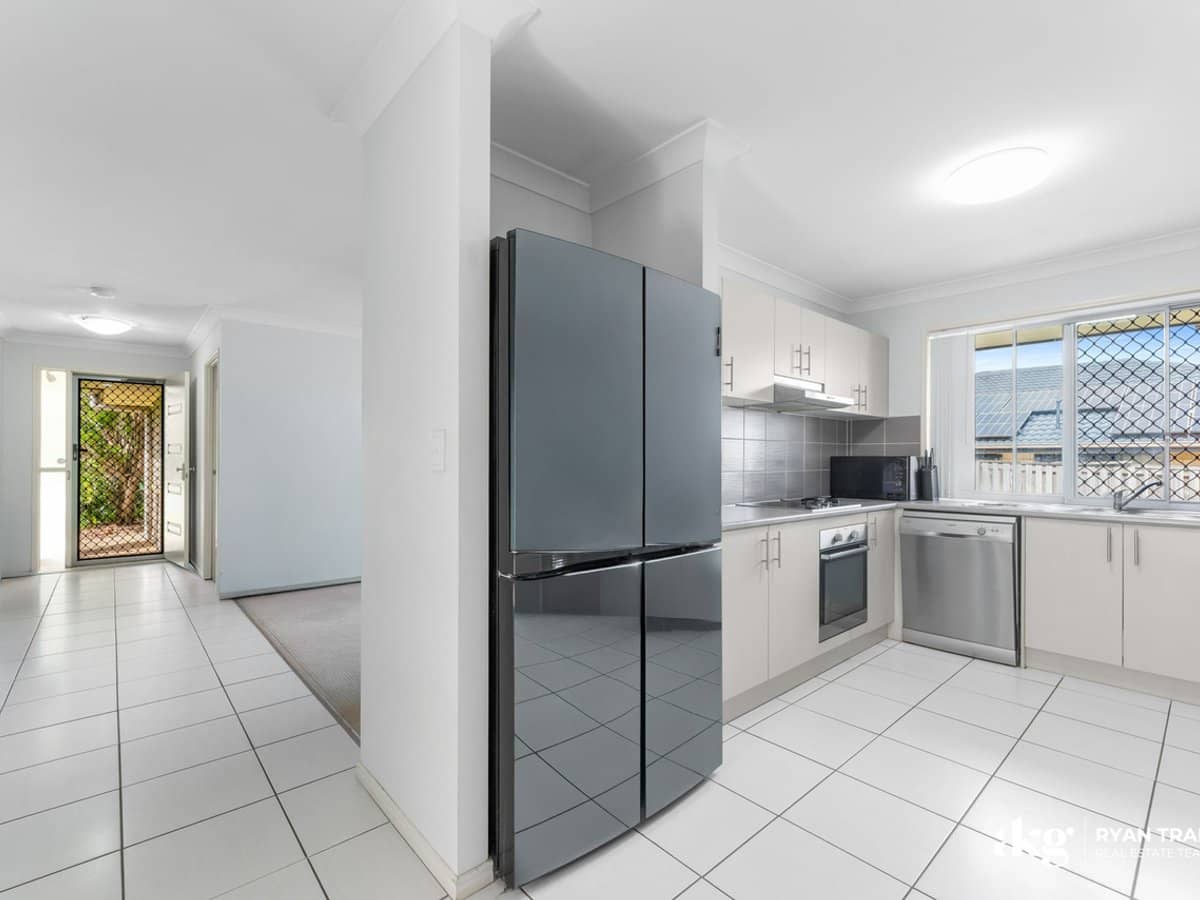 5 Freshfield Street, BERRINBA - Thumbnail 6