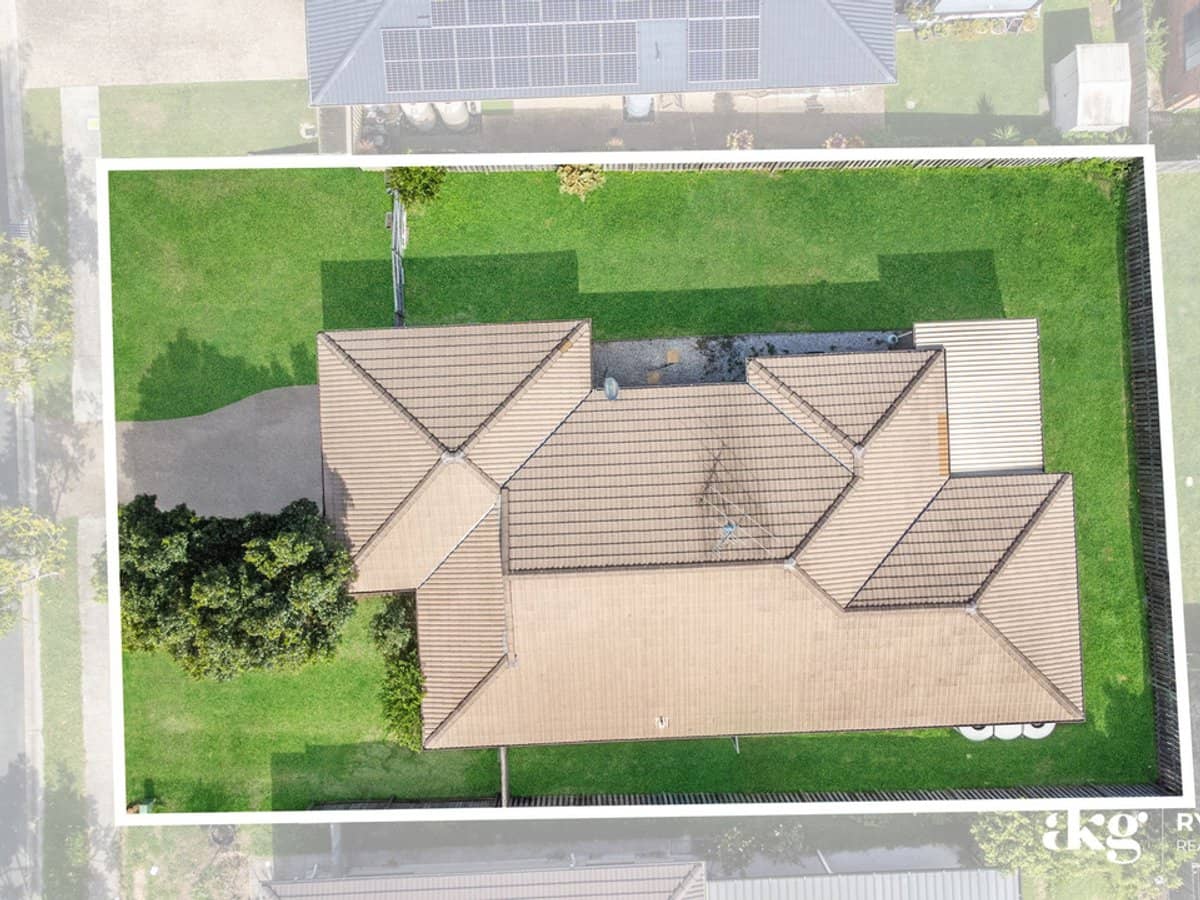 5 Freshfield Street, BERRINBA - Thumbnail 16