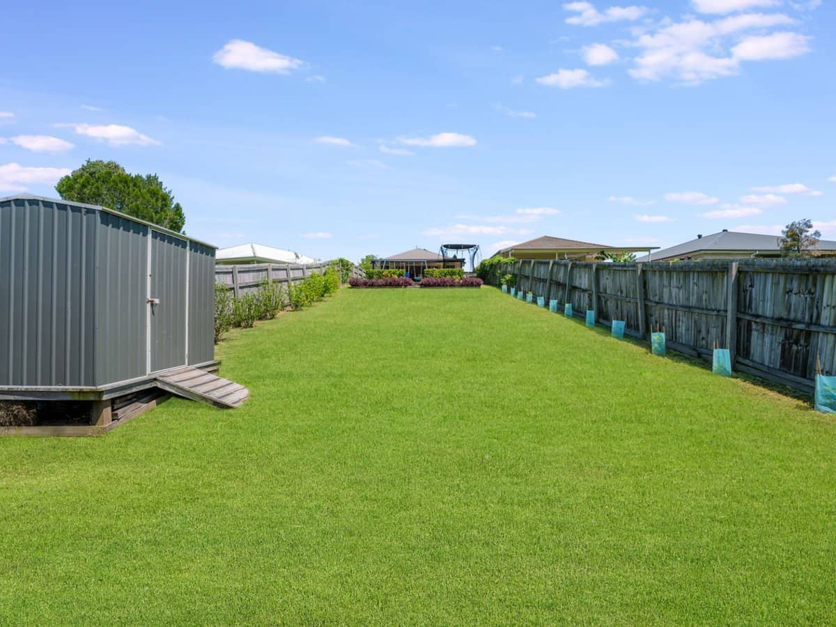 48 South Quarter Drive, LOGANLEA - Thumbnail 15