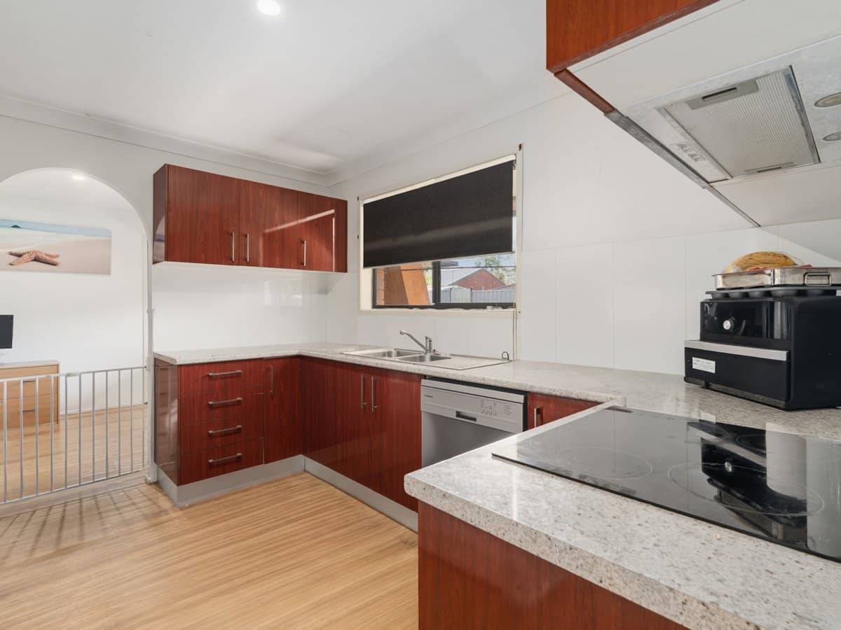 9 Amber Court, BETHANIA - Thumbnail 11