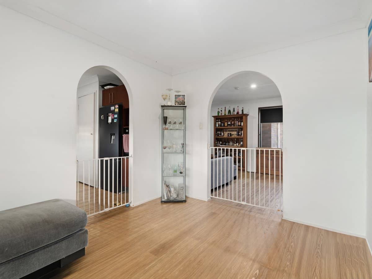 9 Amber Court, BETHANIA - Thumbnail 12