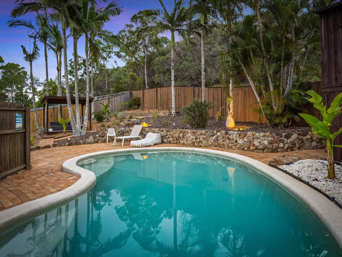 12 Moorea Court, PACIFIC PINES - Thumbnail 3