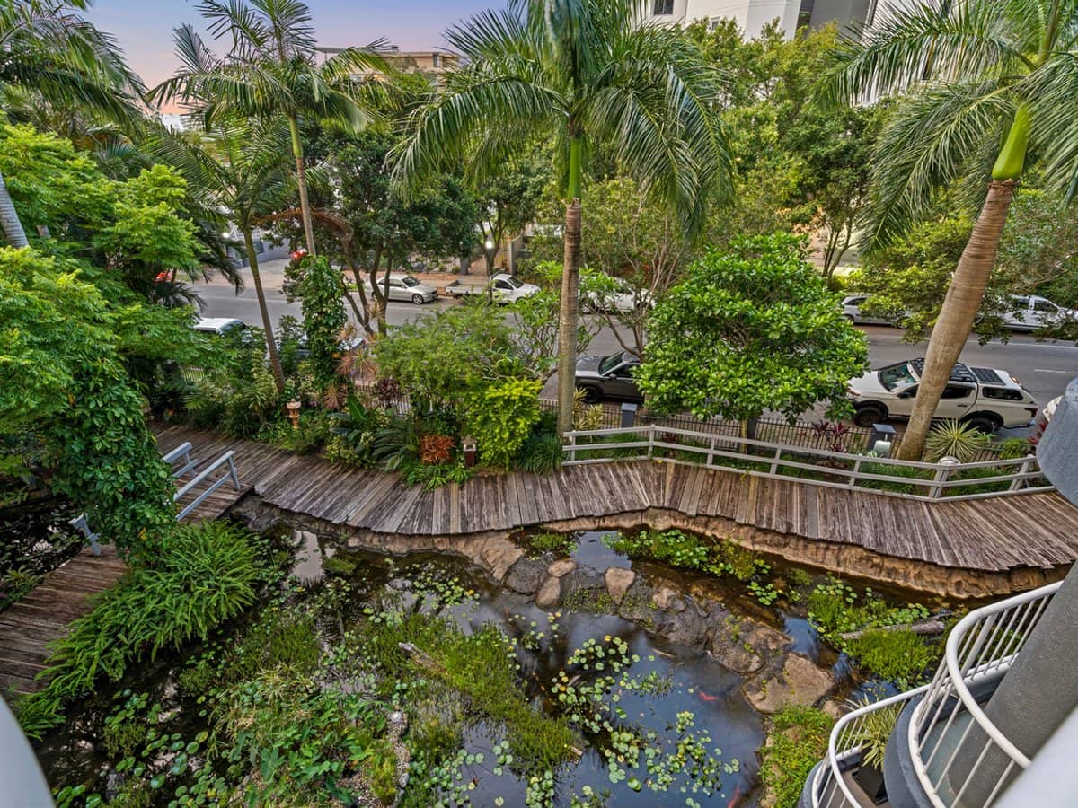 19 Riverview Parade, SURFERS PARADISE - Thumbnail 18