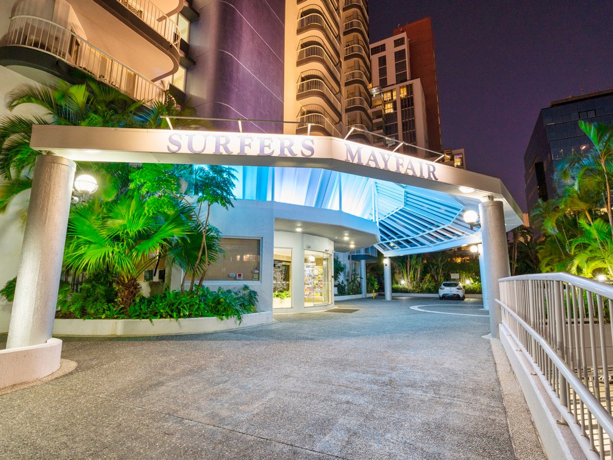 19 Riverview Parade, SURFERS PARADISE - Thumbnail 21