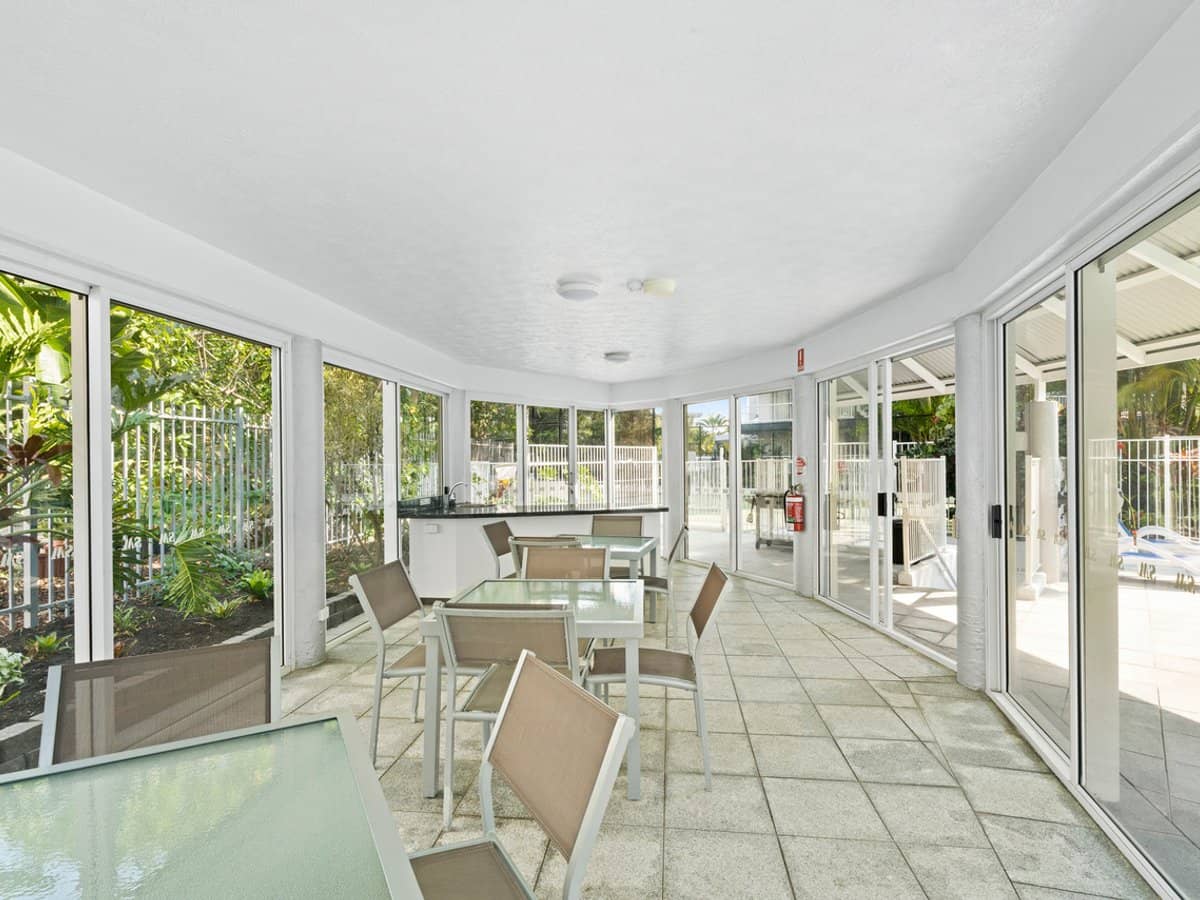 19 Riverview Parade, SURFERS PARADISE - Thumbnail 24