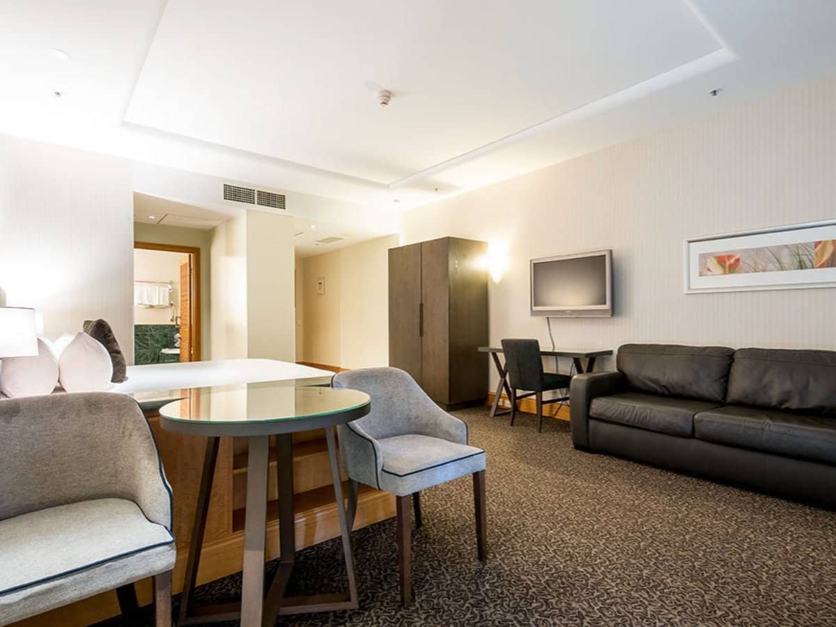 2801-2833 Gold Coast Highway, SURFERS PARADISE - Thumbnail 4