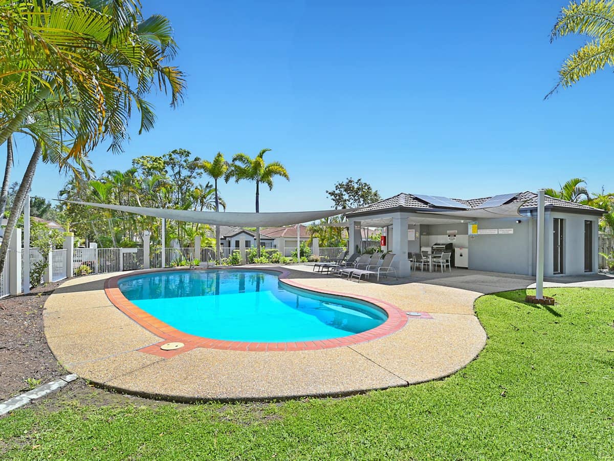 107-111 Arundel Drive, ARUNDEL - Thumbnail 2