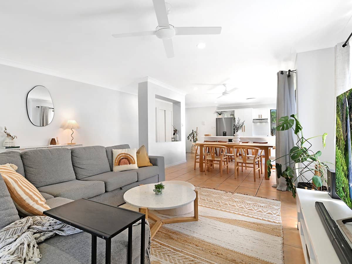 107-111 Arundel Drive, ARUNDEL - Thumbnail 6