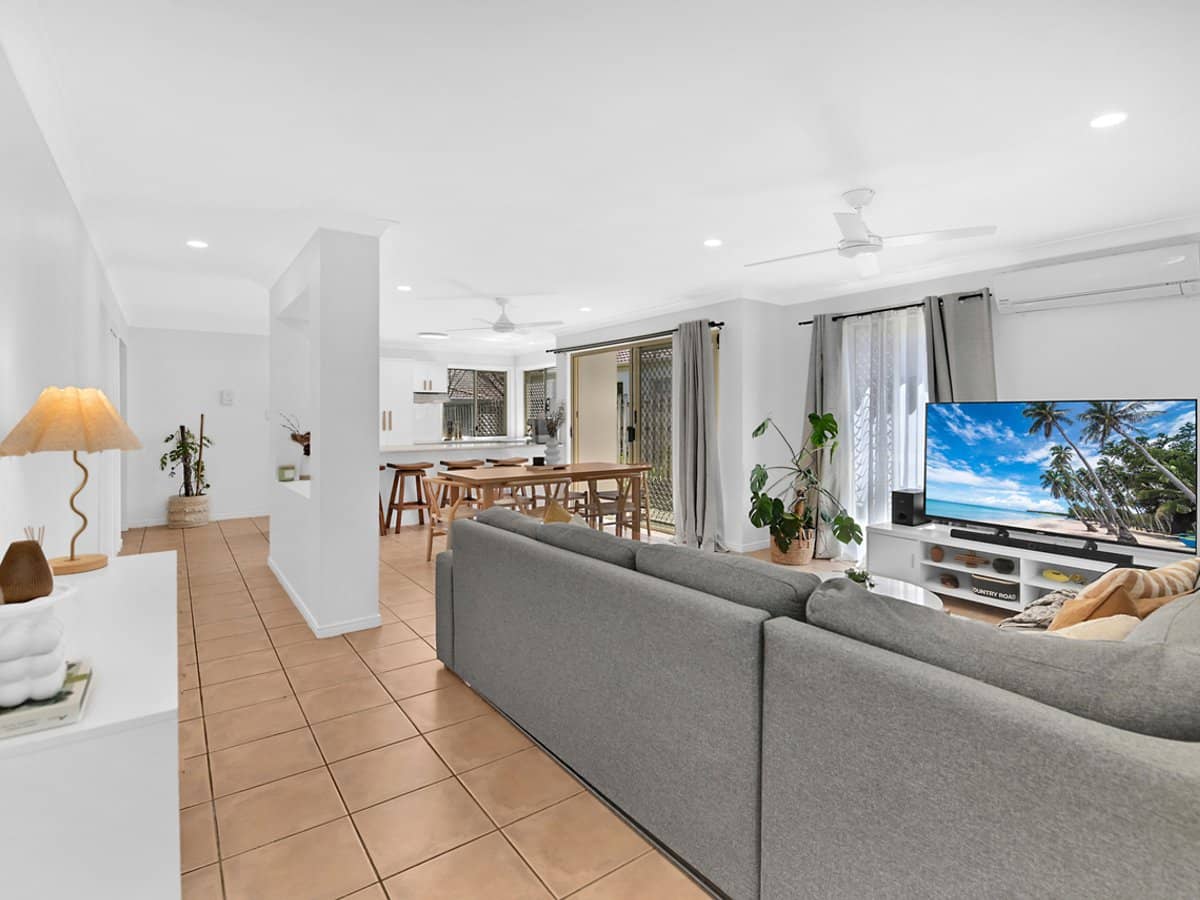 107-111 Arundel Drive, ARUNDEL - Thumbnail 7