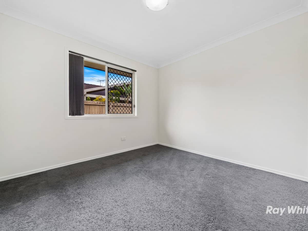 23 Wisdom Way, CRESTMEAD - Thumbnail 12
