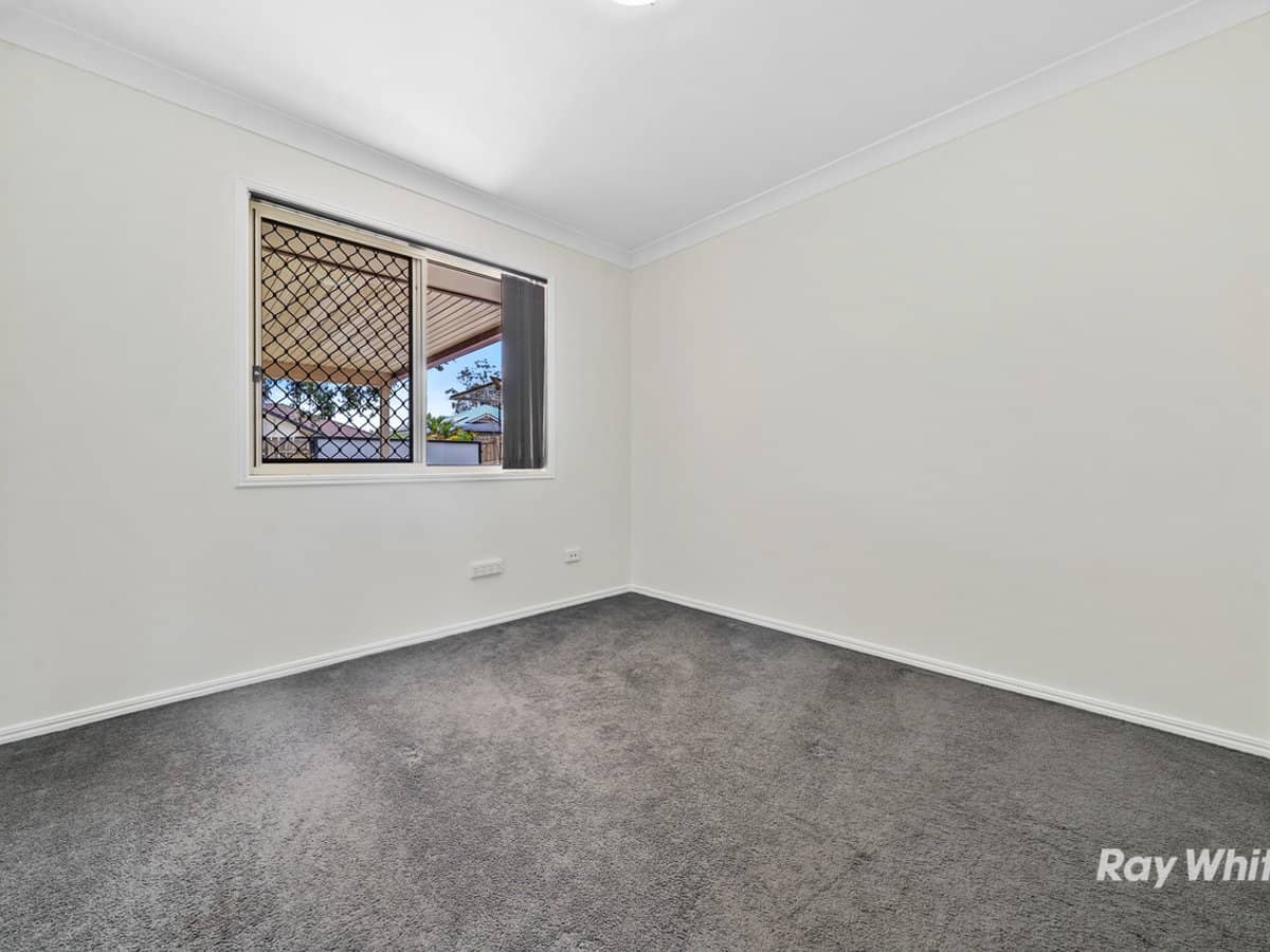 23 Wisdom Way, CRESTMEAD - Thumbnail 13