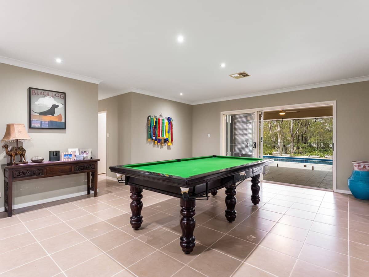 8-12 Myrtle Road, JIMBOOMBA - Thumbnail 5