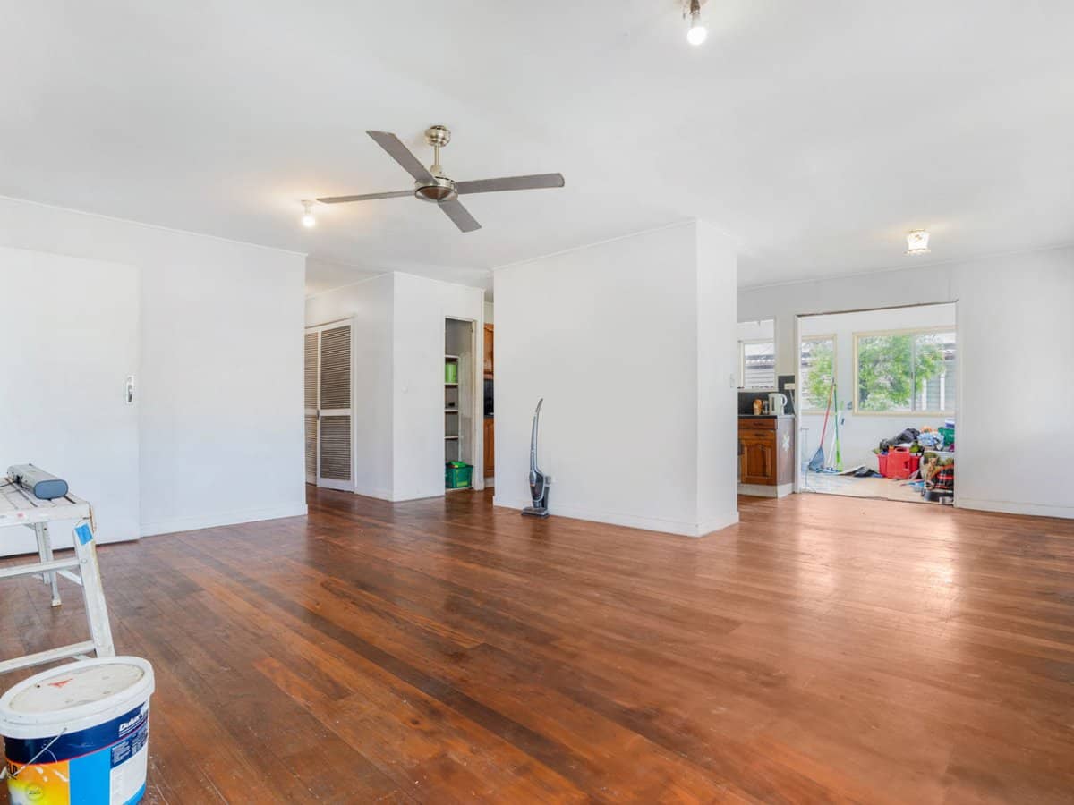 19 Carnival Street, LOGANLEA - Thumbnail 2