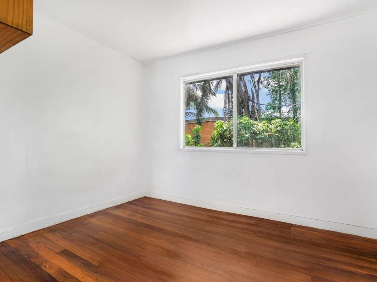 19 Carnival Street, LOGANLEA - Thumbnail 5